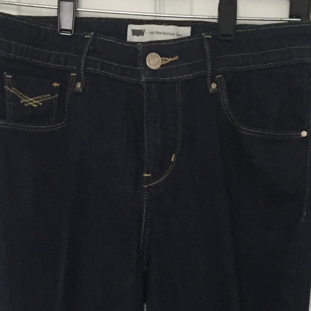 Jeans - Picture 3 of 4